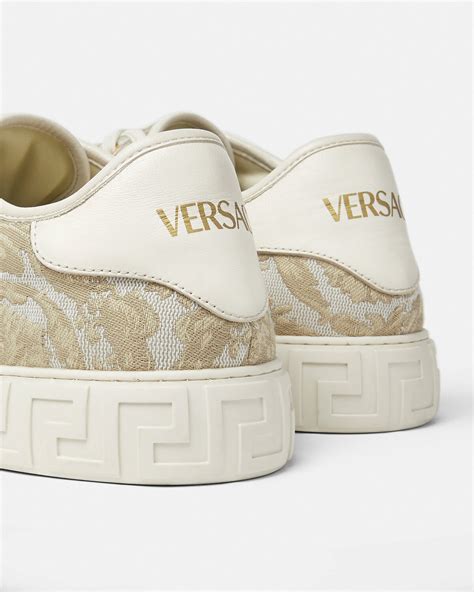 versace sneakers chiave greca|versace greca barocco print sneakers.